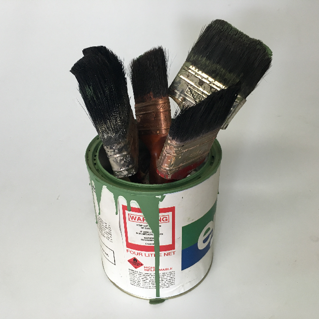 PAINT, Tin w Paint Brushes